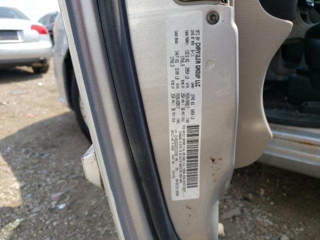 Photo 12 VIN: 2C4RDGDG3CR131560 - DODGE CARAVAN 