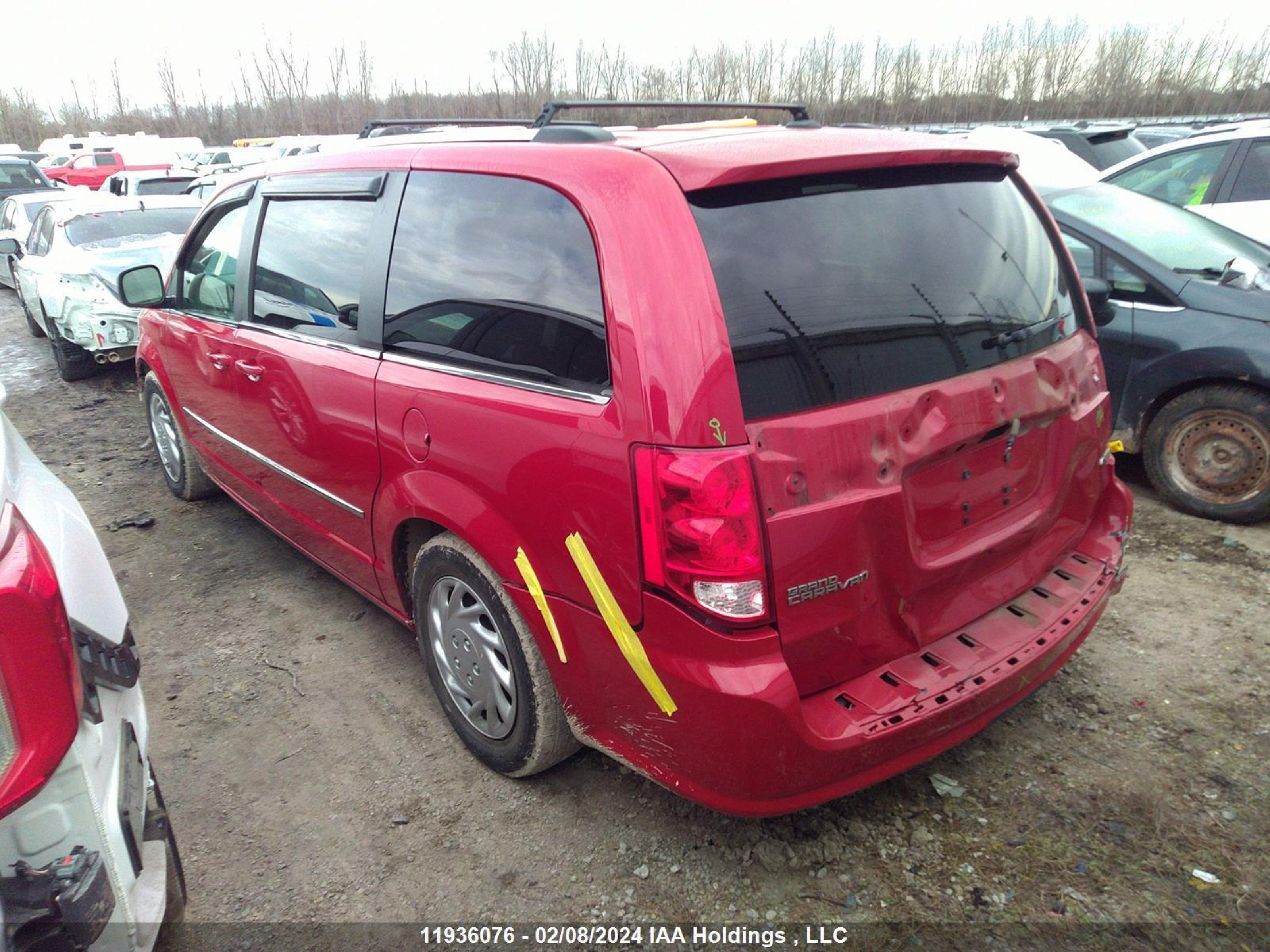 Photo 2 VIN: 2C4RDGDG3CR314649 - DODGE CARAVAN 