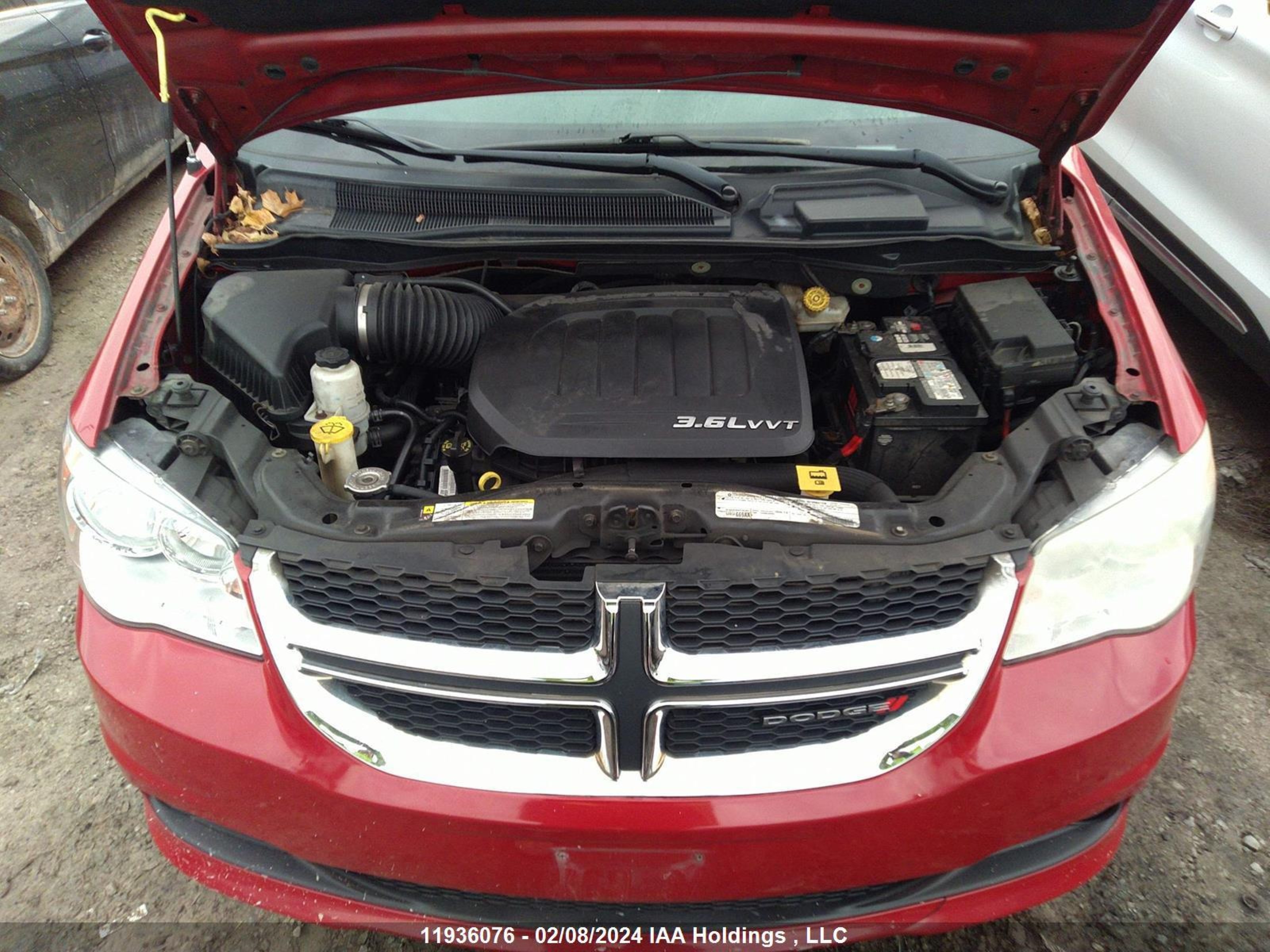 Photo 9 VIN: 2C4RDGDG3CR314649 - DODGE CARAVAN 