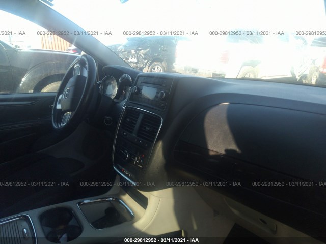 Photo 4 VIN: 2C4RDGDG4CR172098 - DODGE GRAND CARAVAN 