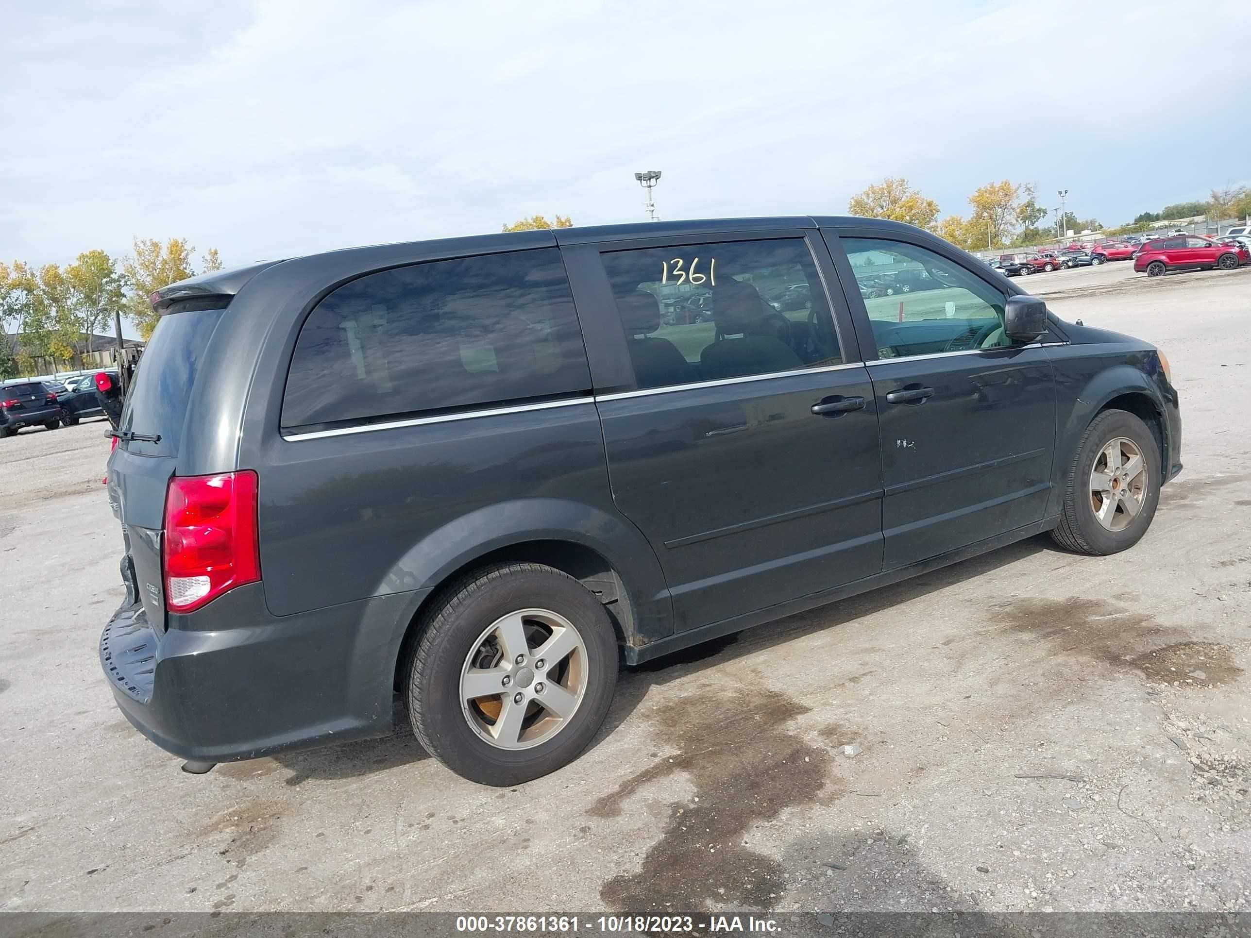 Photo 3 VIN: 2C4RDGDG5CR219560 - DODGE CARAVAN 