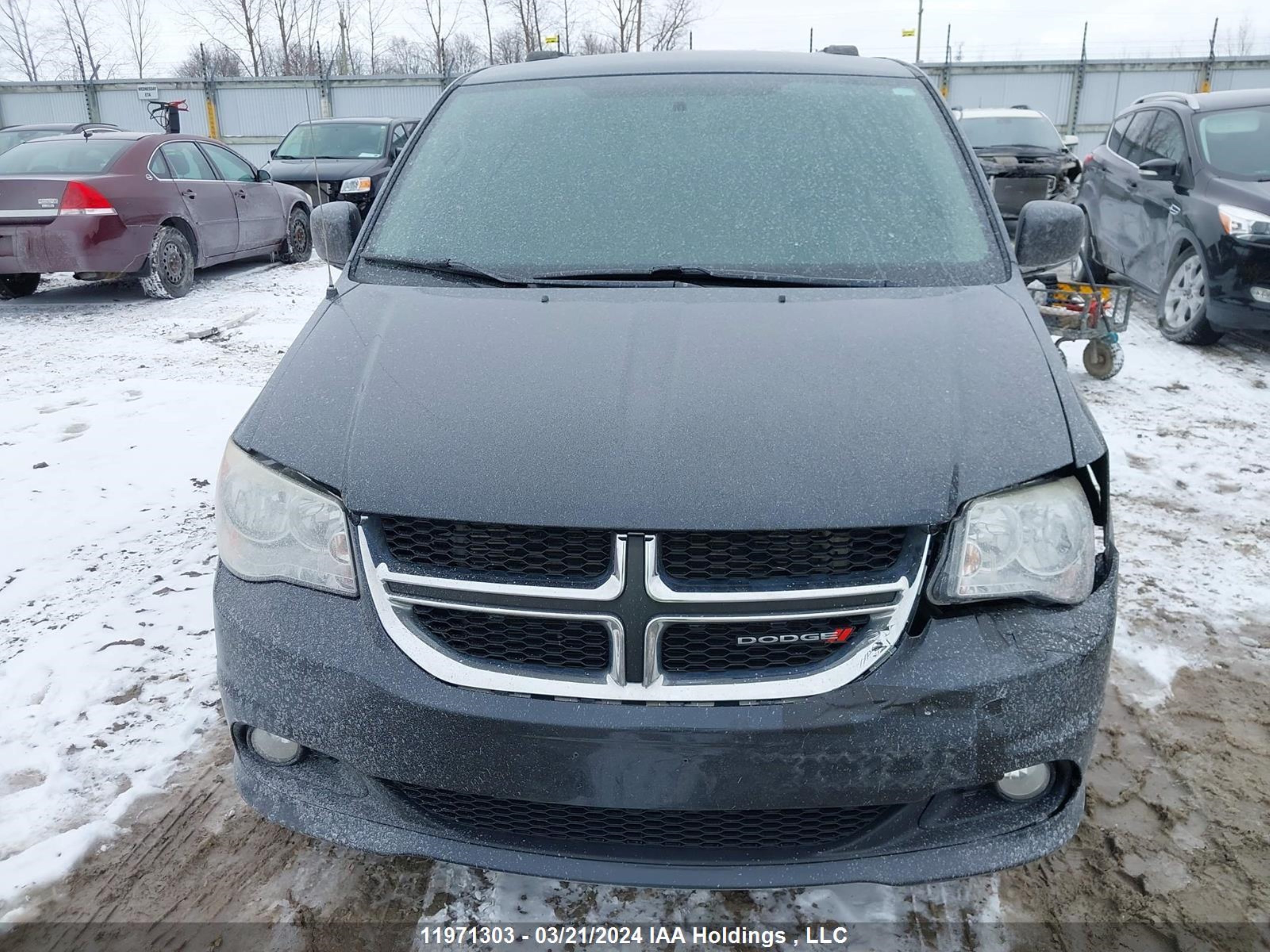 Photo 11 VIN: 2C4RDGDG5DR606241 - DODGE CARAVAN 