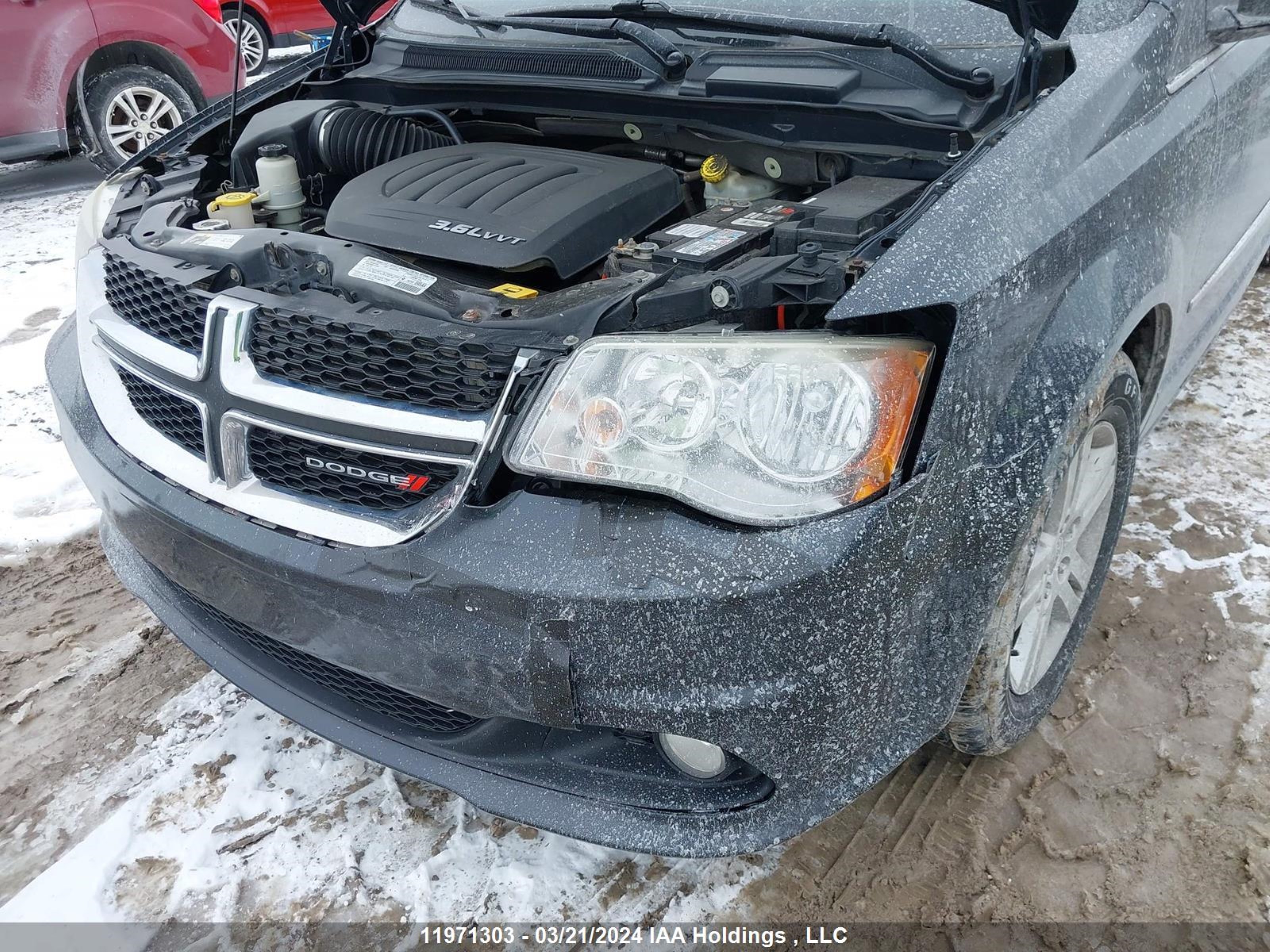 Photo 5 VIN: 2C4RDGDG5DR606241 - DODGE CARAVAN 