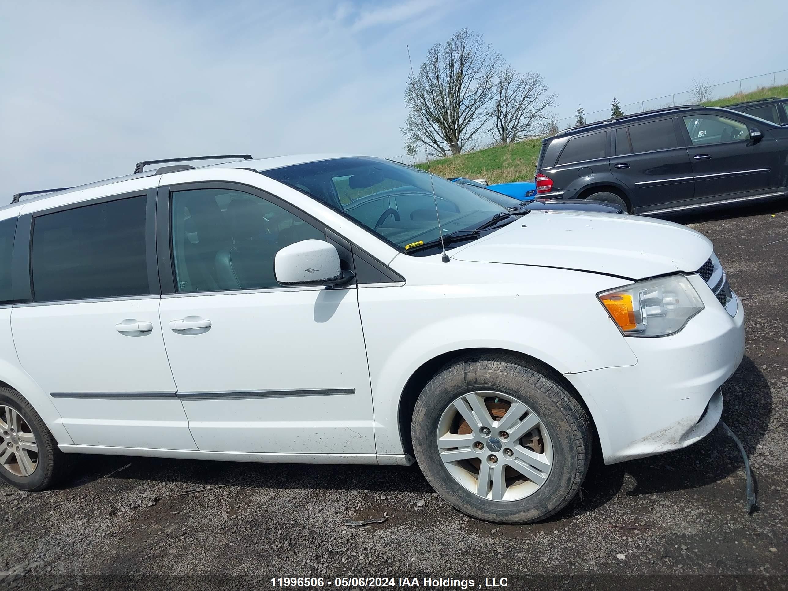 Photo 12 VIN: 2C4RDGDG5ER344142 - DODGE CARAVAN 