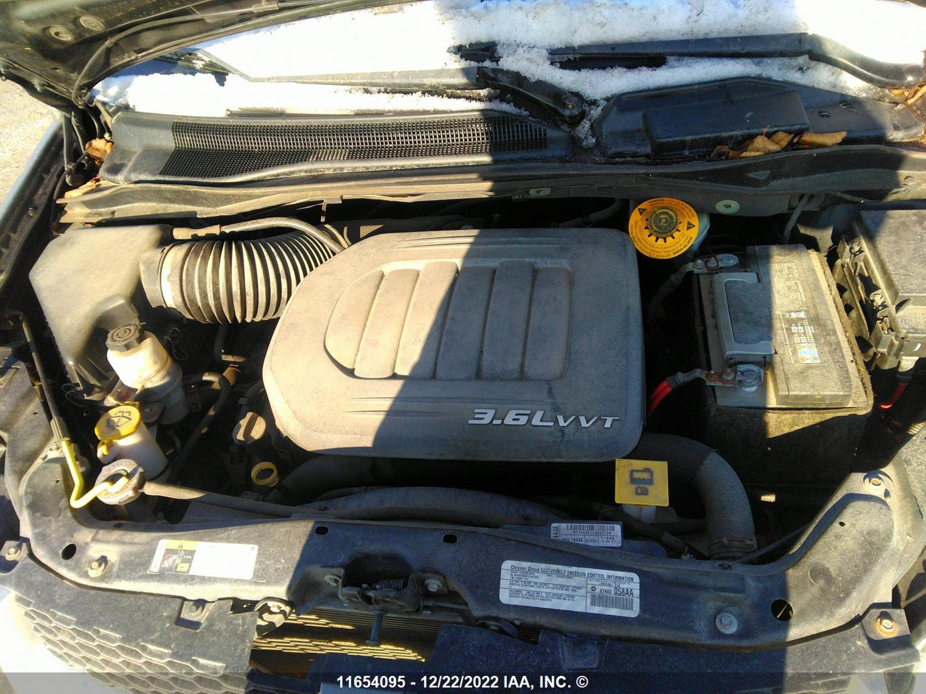 Photo 9 VIN: 2C4RDGDG5ER375729 - DODGE CARAVAN 