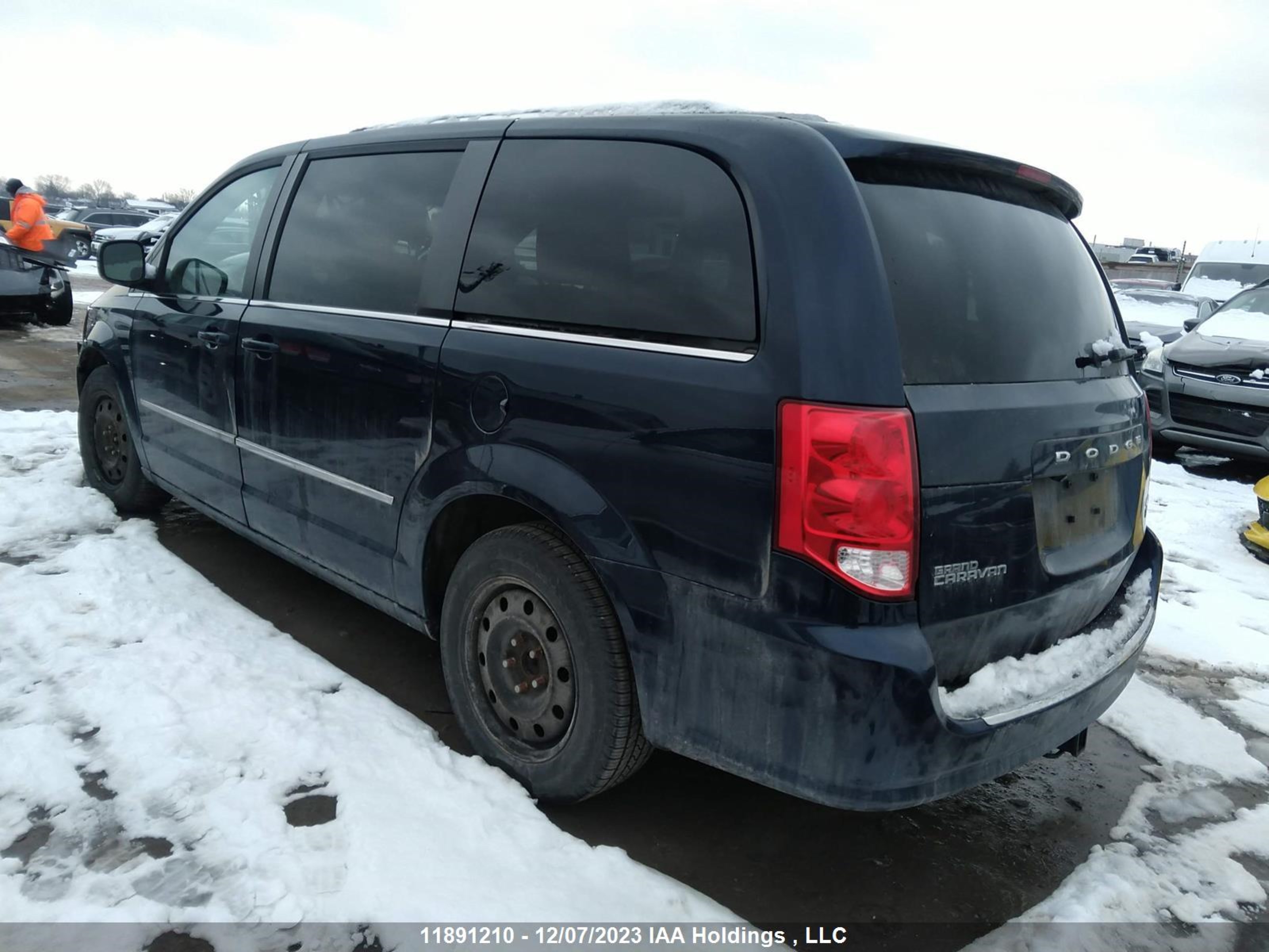 Photo 2 VIN: 2C4RDGDG5ER401181 - DODGE CARAVAN 