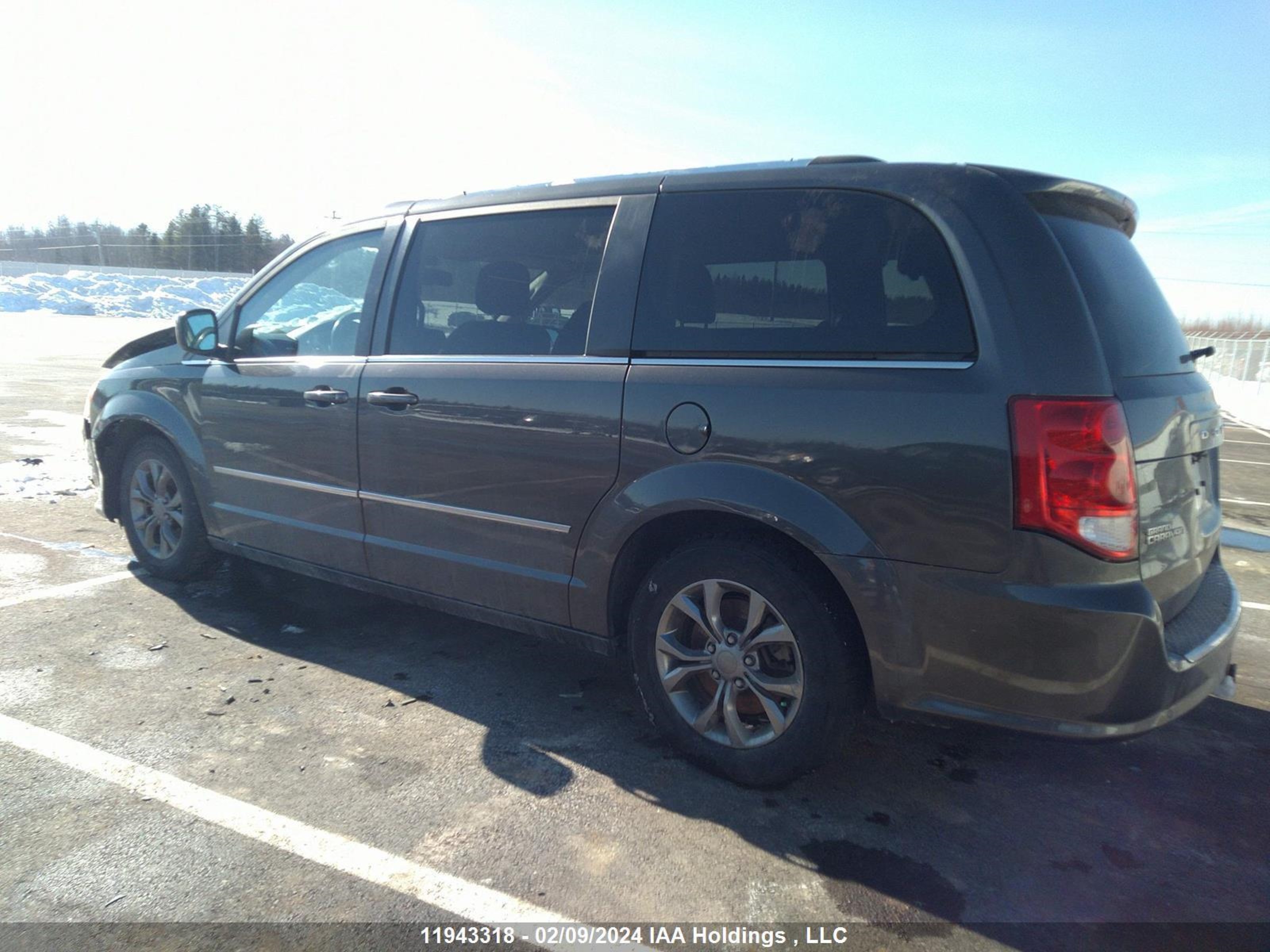 Photo 2 VIN: 2C4RDGDG5FR735471 - DODGE CARAVAN 