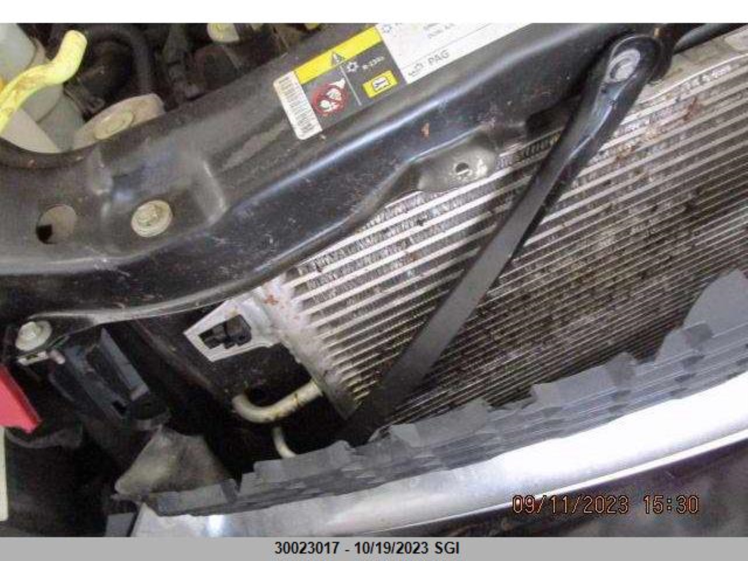 Photo 15 VIN: 2C4RDGDG5GR223646 - DODGE CARAVAN 