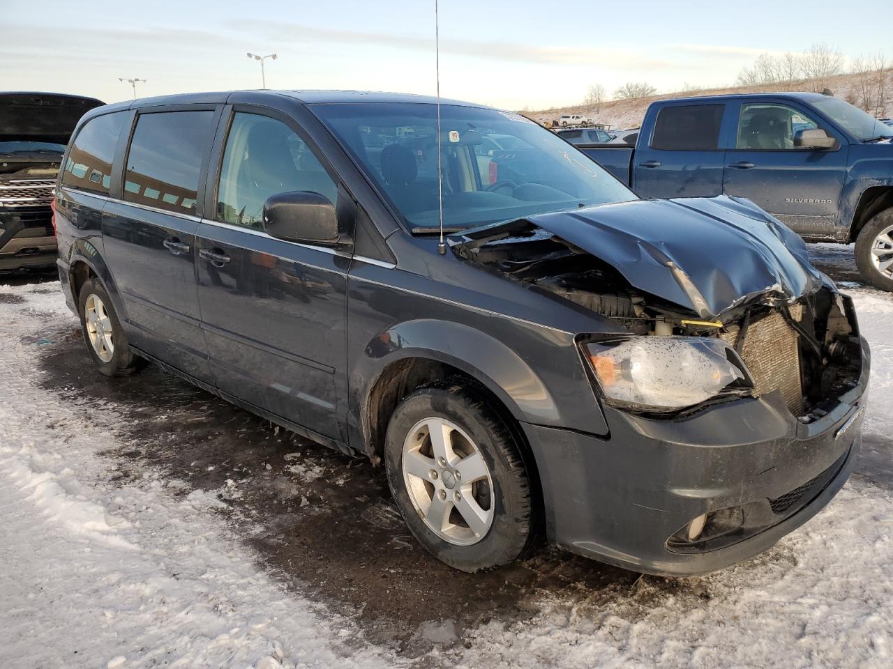 Photo 3 VIN: 2C4RDGDG6CR110895 - DODGE CARAVAN 