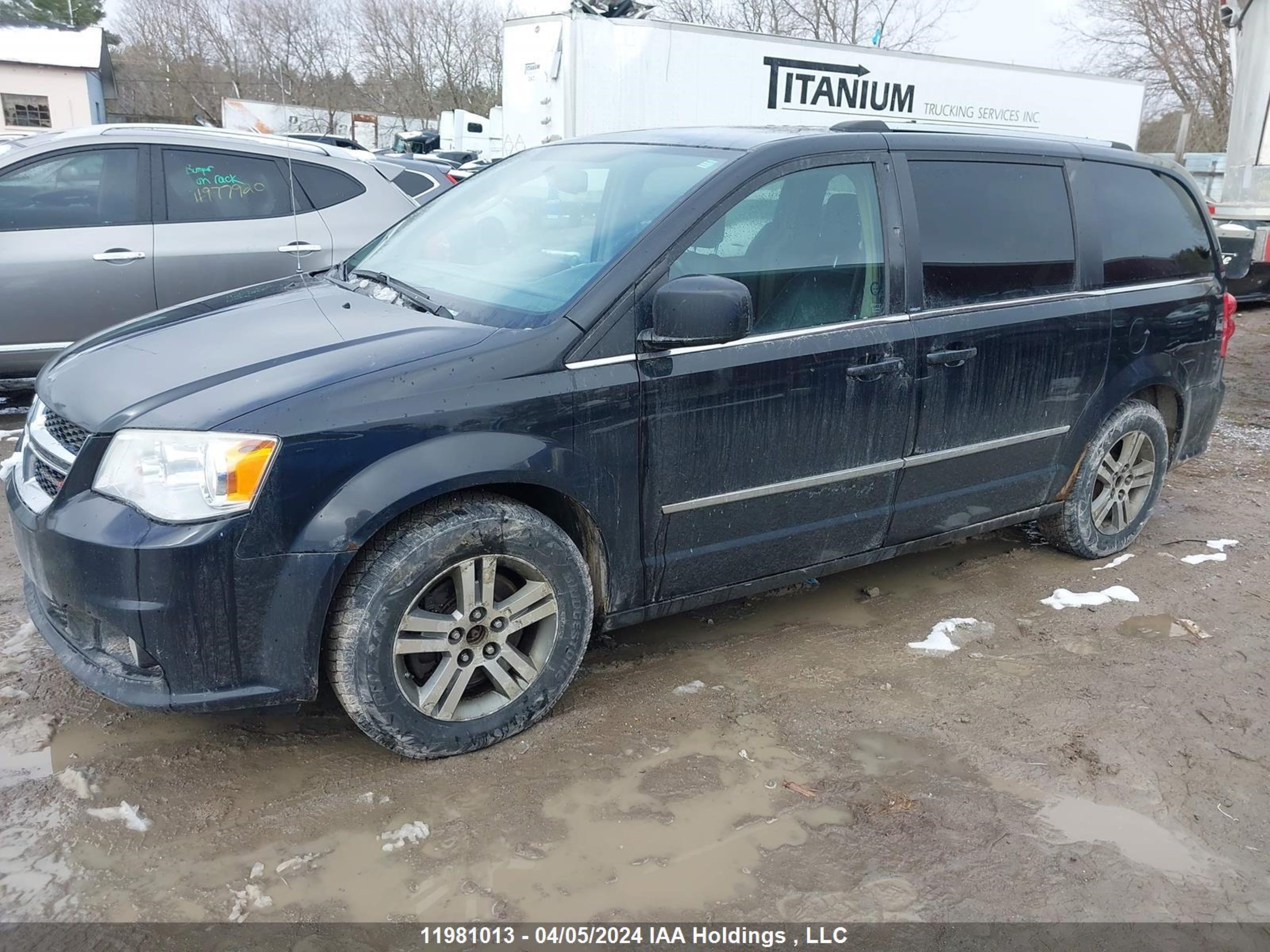 Photo 1 VIN: 2C4RDGDG7DR699649 - DODGE CARAVAN 