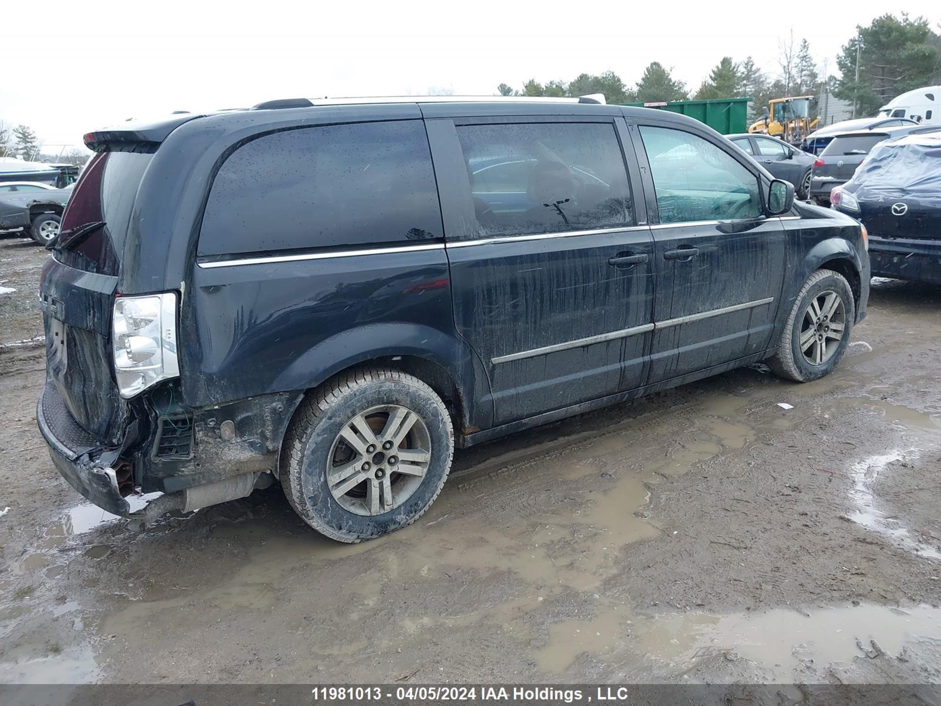 Photo 3 VIN: 2C4RDGDG7DR699649 - DODGE CARAVAN 