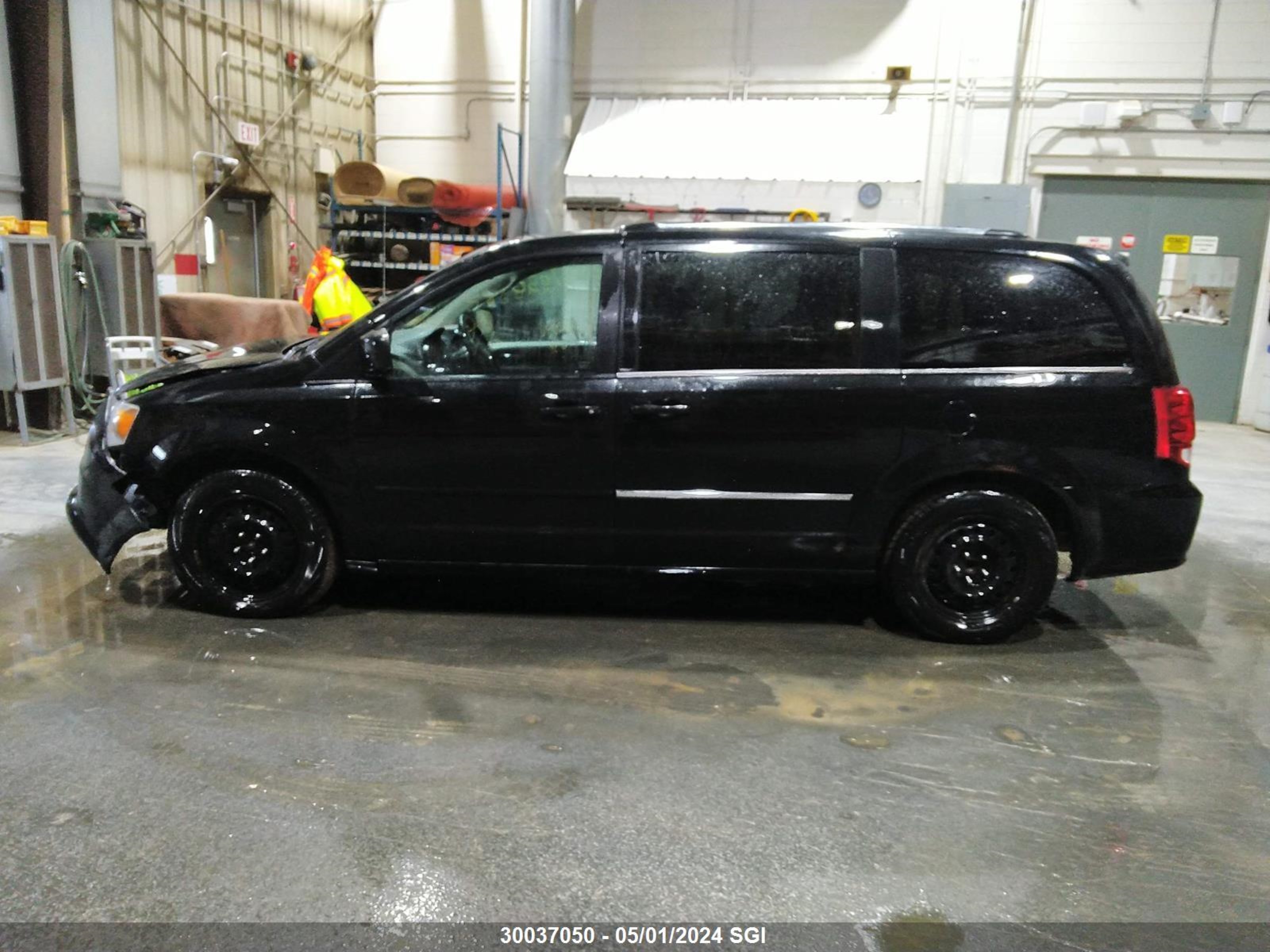 Photo 14 VIN: 2C4RDGDG9DR783438 - DODGE CARAVAN 