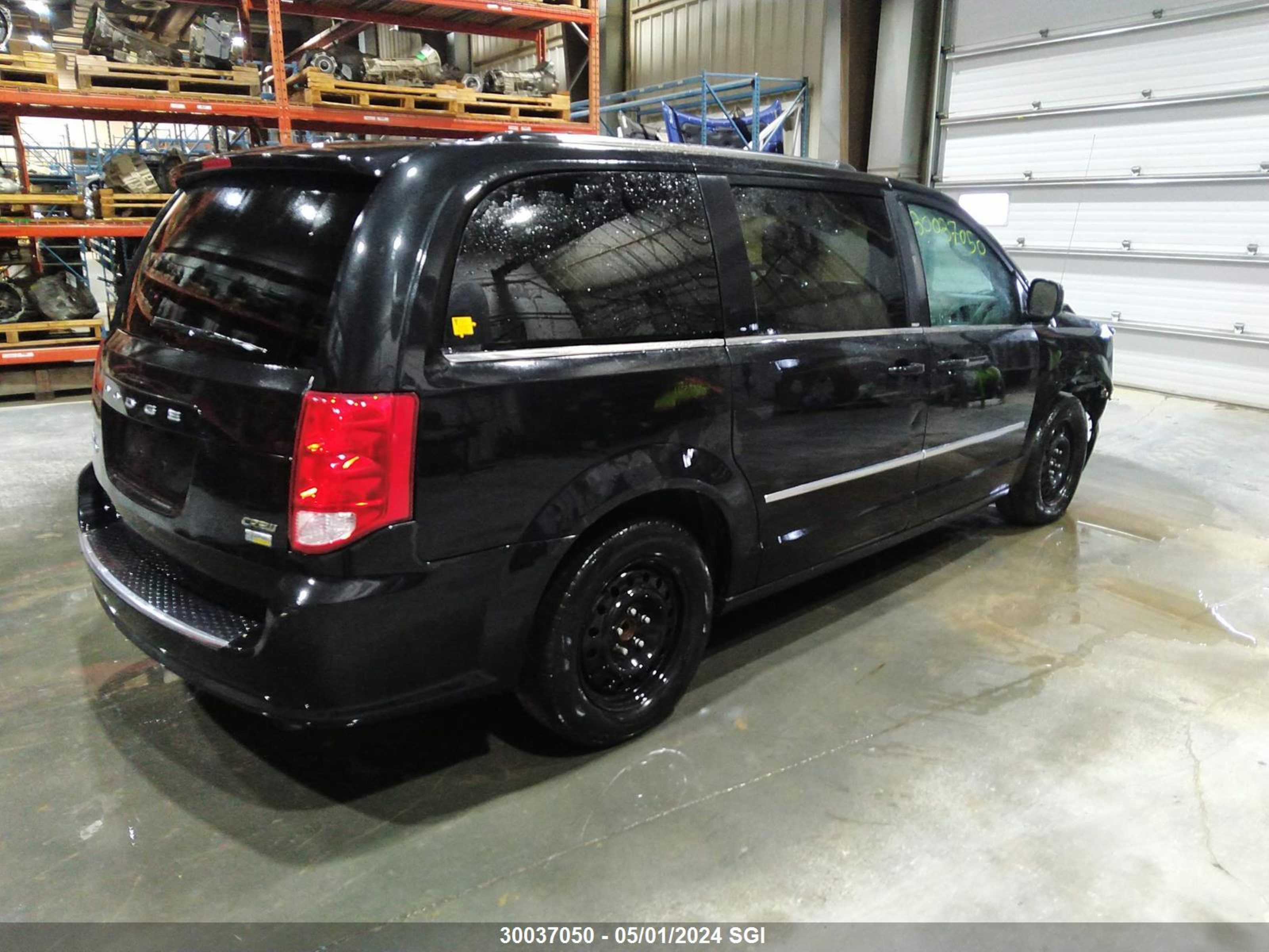 Photo 3 VIN: 2C4RDGDG9DR783438 - DODGE CARAVAN 