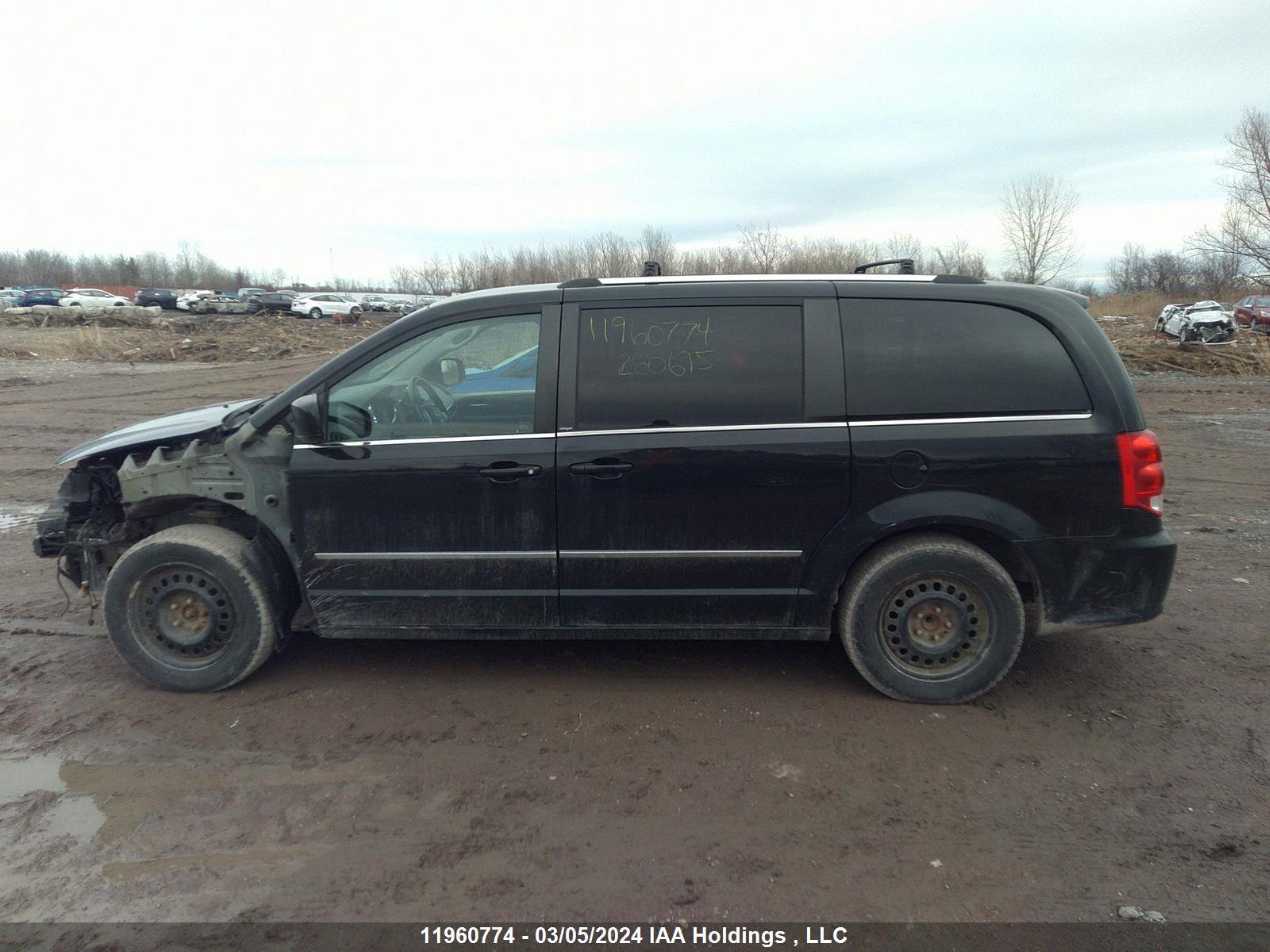 Photo 14 VIN: 2C4RDGDGXER280695 - DODGE CARAVAN 