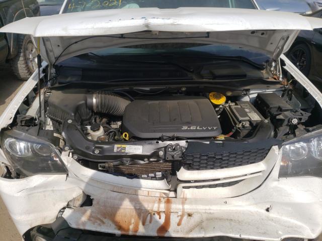 Photo 6 VIN: 2C4RDGEG0JR200717 - DODGE GRAND CARA 