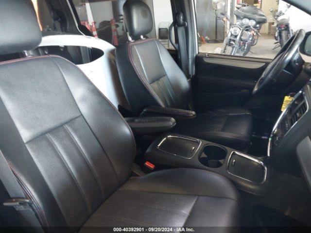 Photo 7 VIN: 2C4RDGEG0JR202127 - DODGE GRAND CARAVAN 