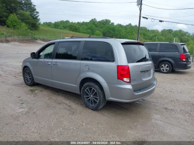 Photo 2 VIN: 2C4RDGEG0KR591661 - DODGE GRAND CARAVAN 