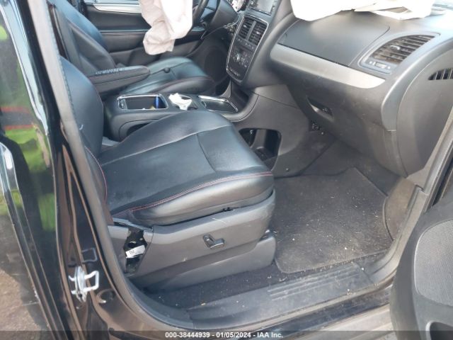 Photo 4 VIN: 2C4RDGEG0KR598996 - DODGE GRAND CARAVAN 