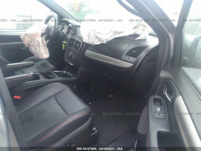 Photo 4 VIN: 2C4RDGEG0KR764448 - DODGE GRAND CARAVAN 