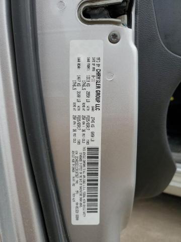 Photo 11 VIN: 2C4RDGEG1CR107367 - DODGE CARAVAN 