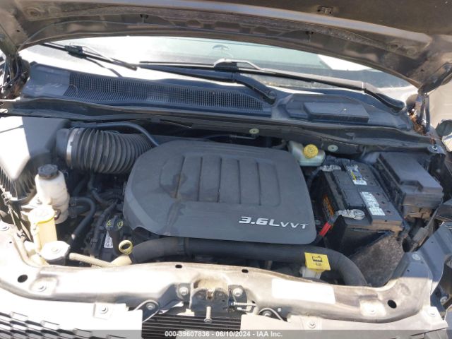 Photo 9 VIN: 2C4RDGEG1GR108038 - DODGE GRAND CARAVAN 