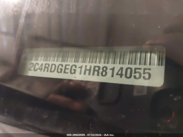 Photo 8 VIN: 2C4RDGEG1HR814055 - DODGE GRAND CARAVAN 