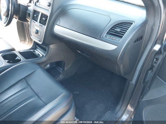 Photo 4 VIN: 2C4RDGEG1JR323796 - DODGE GRAND CARAVAN 