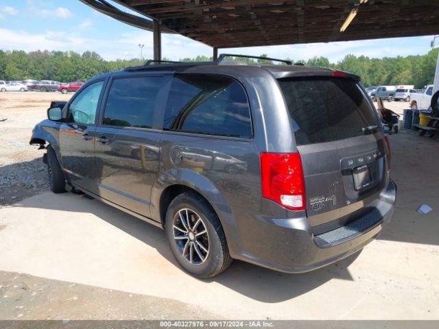 Photo 2 VIN: 2C4RDGEG1JR324396 - DODGE GRAND CARAVAN 