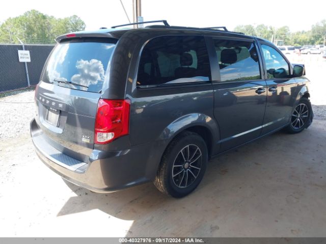 Photo 3 VIN: 2C4RDGEG1JR324396 - DODGE GRAND CARAVAN 