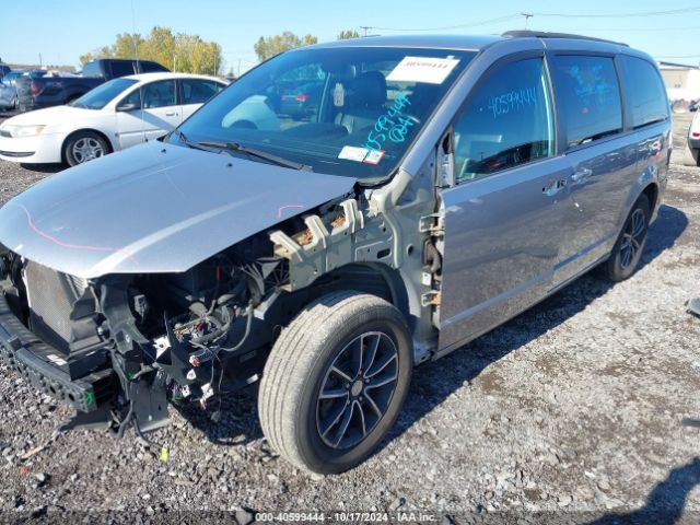 Photo 1 VIN: 2C4RDGEG1JR325001 - DODGE GRAND CARAVAN 