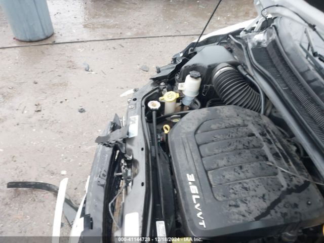 Photo 5 VIN: 2C4RDGEG1JR335267 - DODGE GRAND CARAVAN 