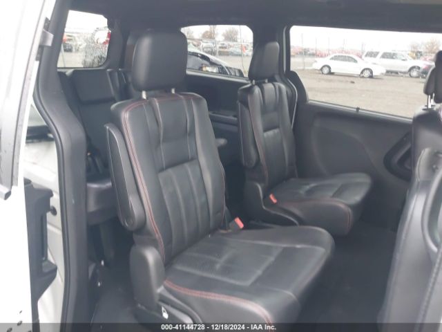 Photo 7 VIN: 2C4RDGEG1JR335267 - DODGE GRAND CARAVAN 