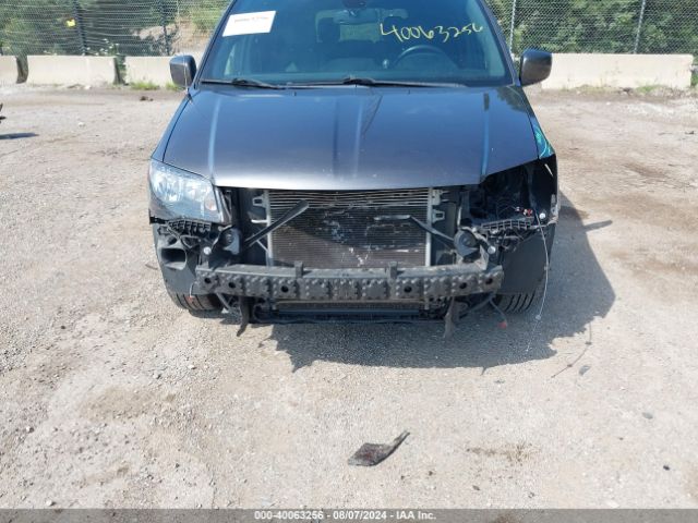 Photo 5 VIN: 2C4RDGEG1JR336256 - DODGE GRAND CARAVAN 