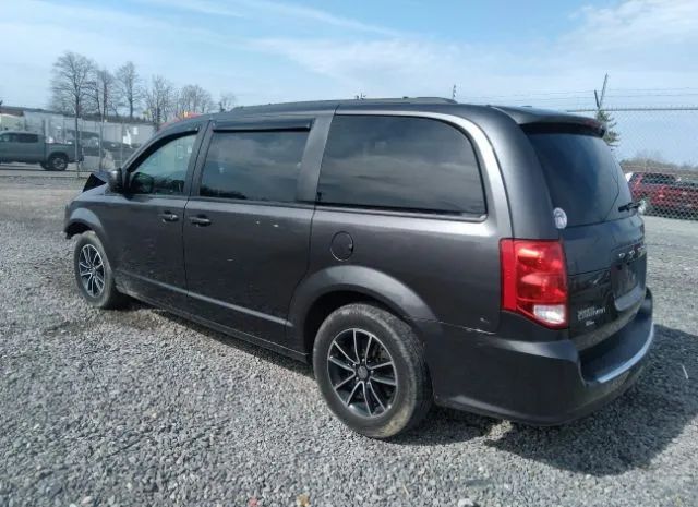 Photo 2 VIN: 2C4RDGEG1JR337228 - DODGE GRAND CARAVAN 