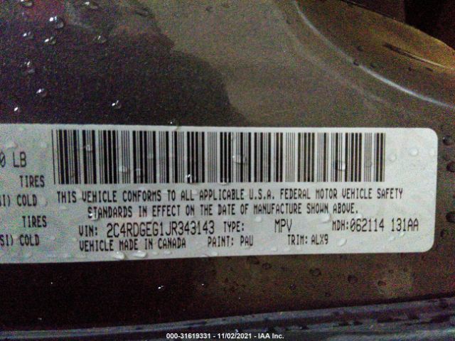 Photo 8 VIN: 2C4RDGEG1JR343143 - DODGE GRAND CARAVAN 