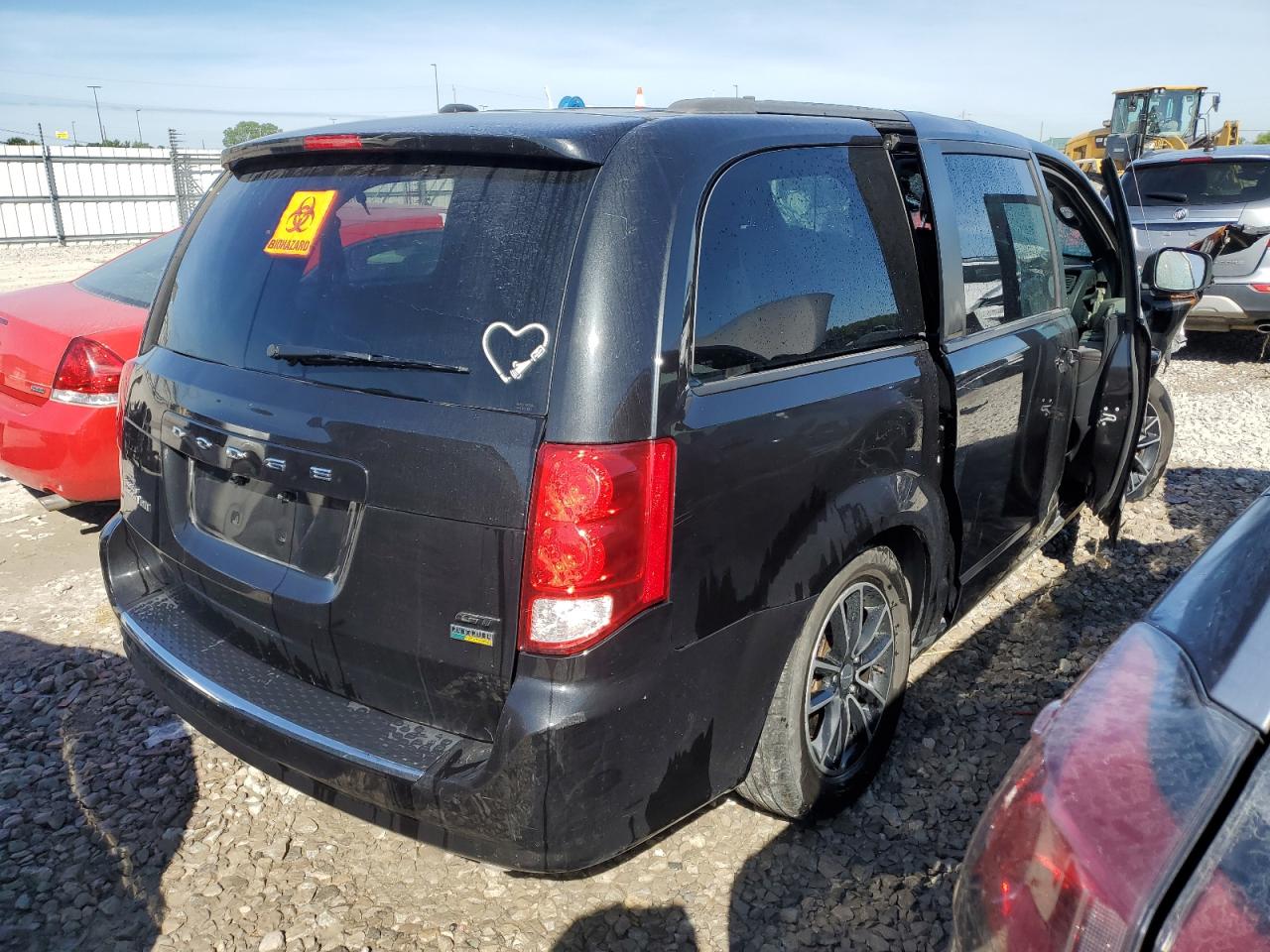 Photo 2 VIN: 2C4RDGEG1KR511493 - DODGE CARAVAN 