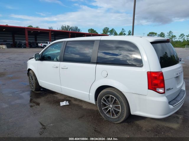 Photo 2 VIN: 2C4RDGEG1KR529301 - DODGE GRAND CARAVAN 