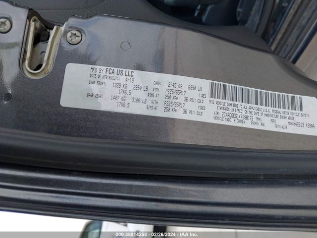 Photo 8 VIN: 2C4RDGEG1KR688173 - DODGE GRAND CARAVAN 