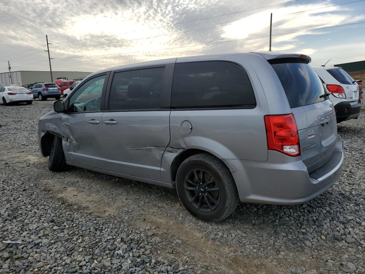 Photo 1 VIN: 2C4RDGEG1KR764054 - DODGE CARAVAN 