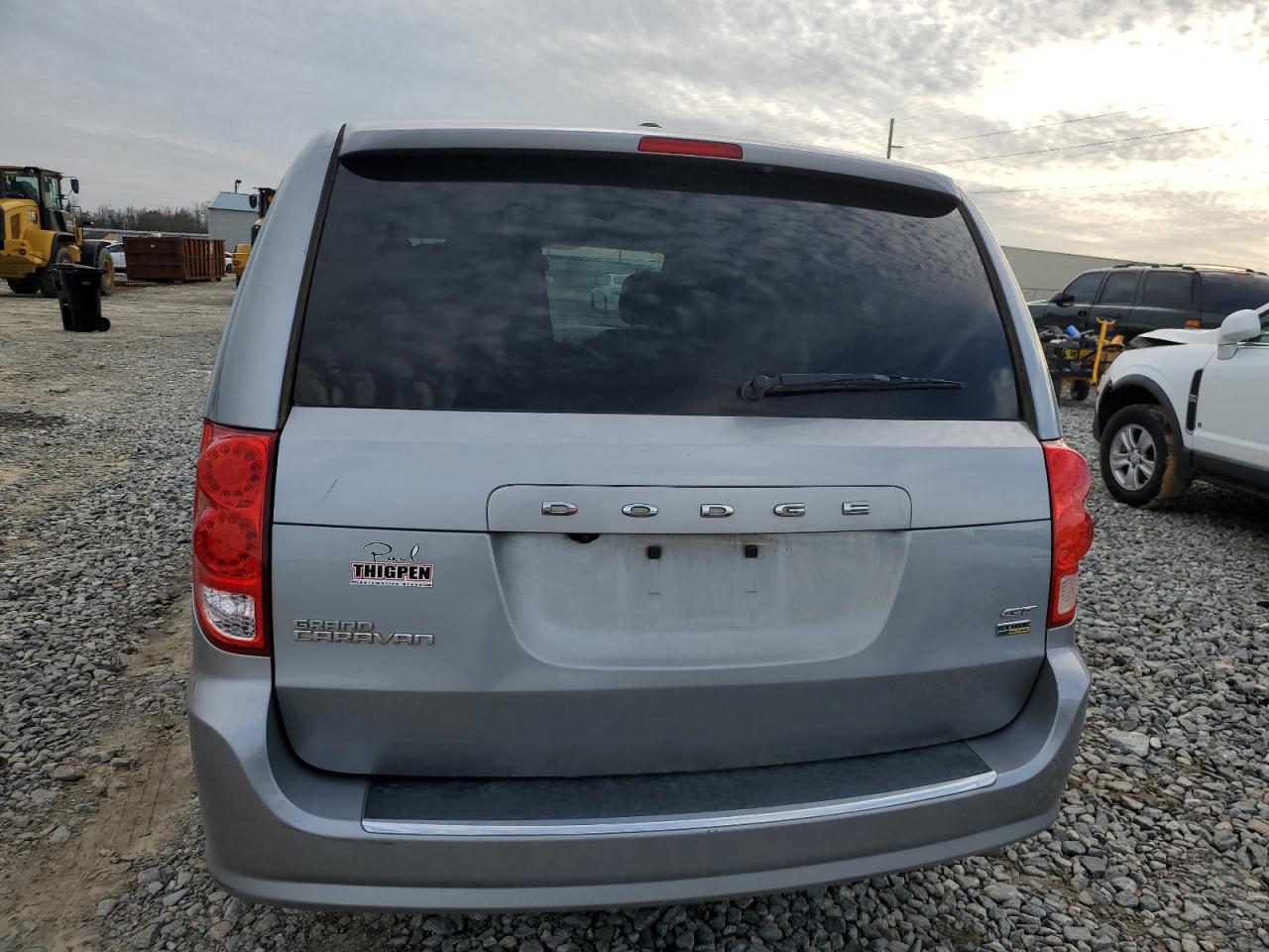 Photo 5 VIN: 2C4RDGEG1KR764054 - DODGE CARAVAN 