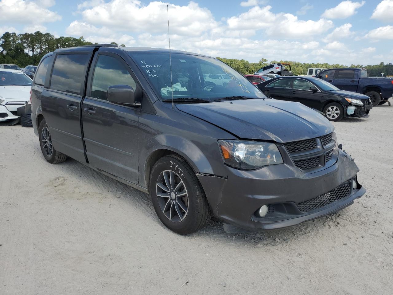 Photo 3 VIN: 2C4RDGEG2GR344195 - DODGE CARAVAN 