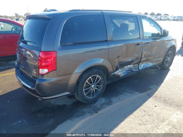 Photo 3 VIN: 2C4RDGEG2HR798691 - DODGE GRAND CARAVAN 