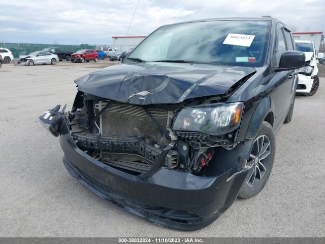 Photo 5 VIN: 2C4RDGEG2HR824982 - DODGE GRAND CARAVAN 