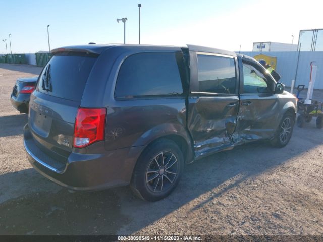 Photo 3 VIN: 2C4RDGEG2JR205160 - DODGE GRAND CARAVAN 