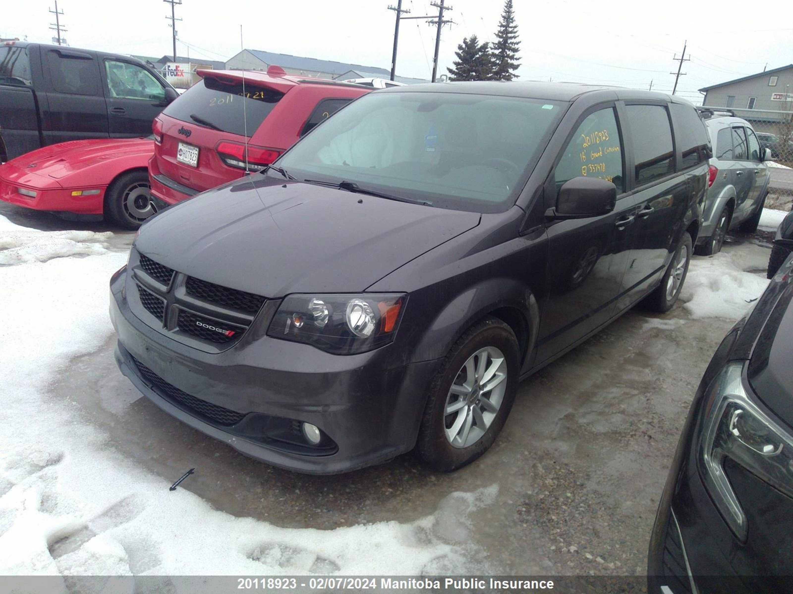 Photo 1 VIN: 2C4RDGEG2JR337478 - DODGE CARAVAN 