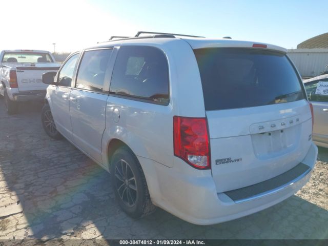 Photo 2 VIN: 2C4RDGEG2KR517710 - DODGE GRAND CARAVAN 