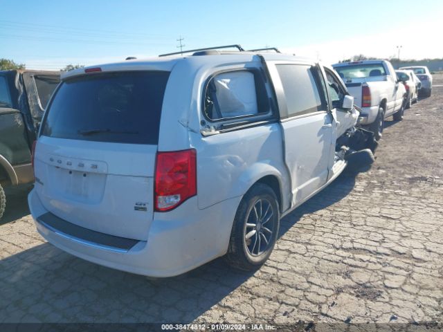 Photo 3 VIN: 2C4RDGEG2KR517710 - DODGE GRAND CARAVAN 