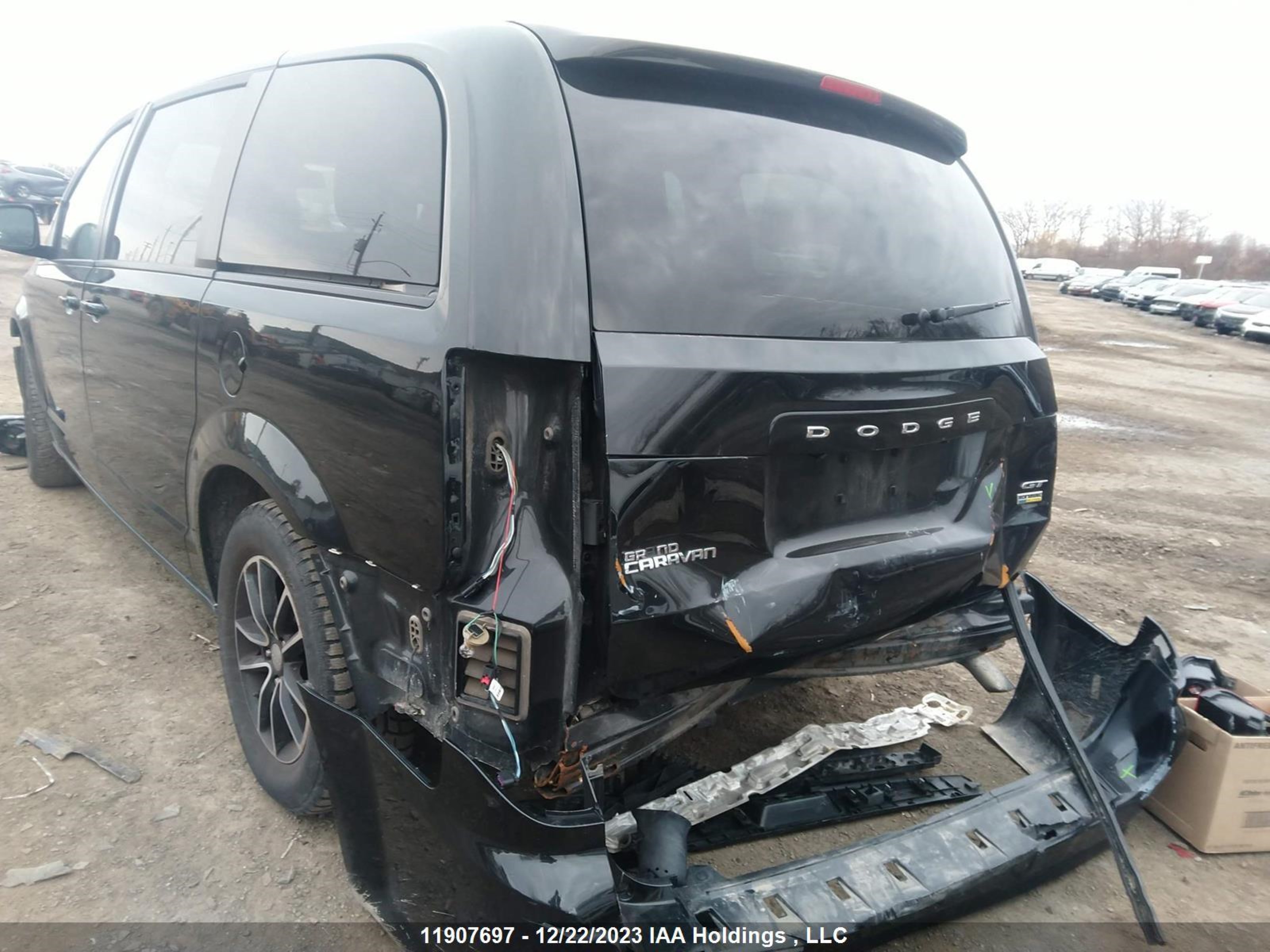 Photo 5 VIN: 2C4RDGEG2KR637412 - DODGE CARAVAN 