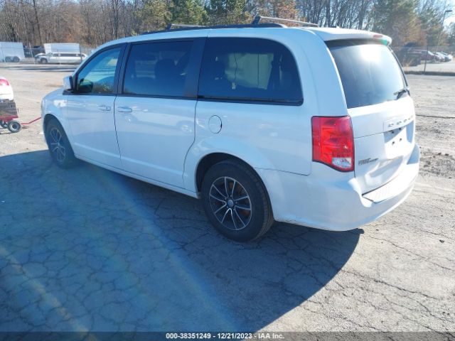 Photo 2 VIN: 2C4RDGEG2KR660060 - DODGE GRAND CARAVAN 