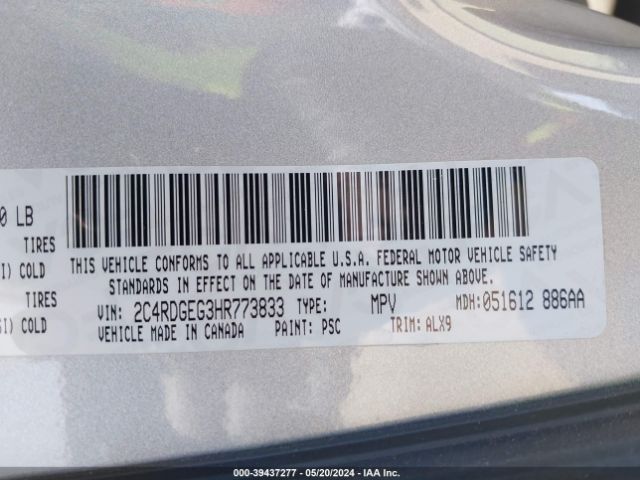 Photo 8 VIN: 2C4RDGEG3HR773833 - DODGE GRAND CARAVAN 